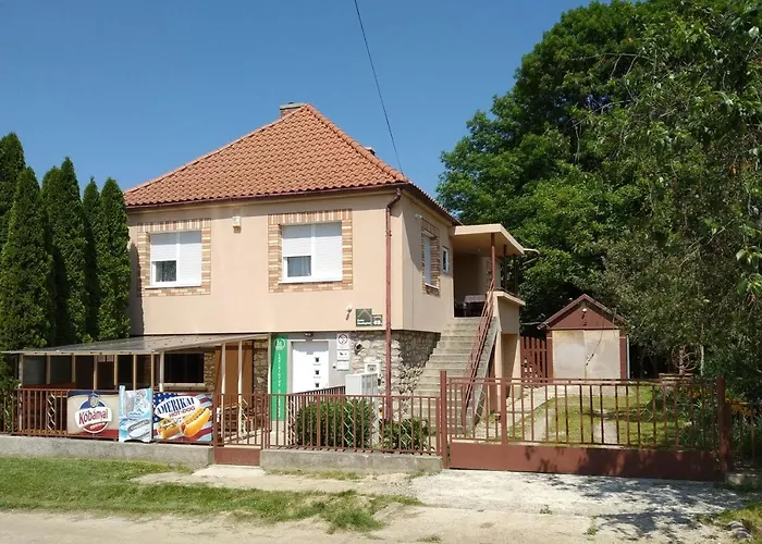 Erdei Vendeghaz Apartament Nagyesztergar