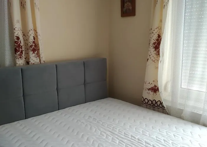 Erdei Vendeghaz Nagyesztergar